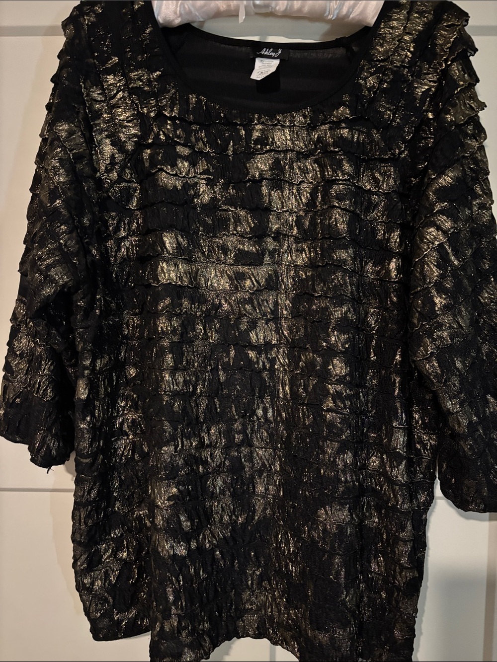 Metallic Black Ruffle-Texture Women’s Top